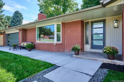 2070 Un Dr, Aurora CO 80015-6600 exterior