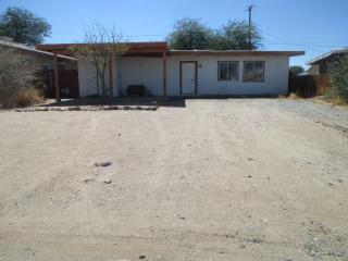 1331 Sims St, Ridgecrest, CA 93555-8824