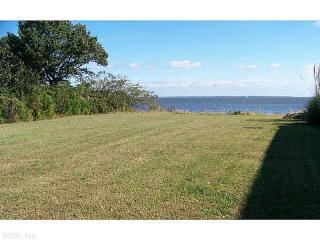 182 Mariners Way, Moyock, NC 27958-9049