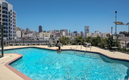 1 Daniel Burnham Ct, San Francisco CA  94109-0451 exterior