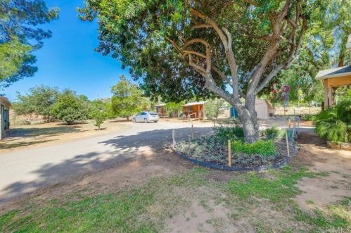 9998 Dunbar Ln, El Cajon, CA 92021-2624