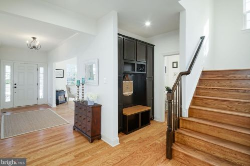 304 Lakeview Ave, Haddonfield NJ 08033-1609 exterior