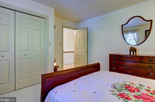 150 Bentley Ln, Lancaster PA  17603-6223 exterior