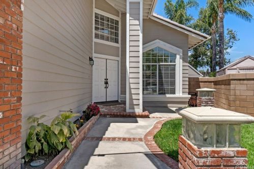 13818 Carrotwood Ct, Chino, CA 91710-7471