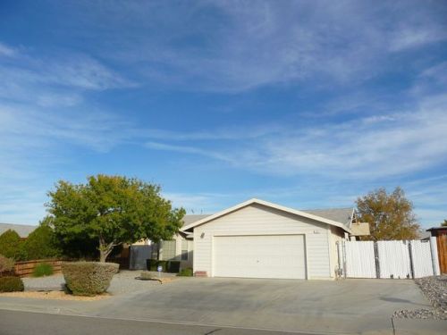 328 Vista St, Ridgecrest, CA 93555-6406