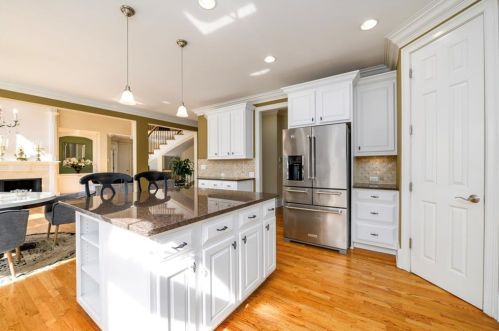 1710 Briergate Dr, Duluth GA  30097-4300 exterior