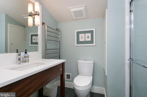 9 Lytle St, Princeton NJ 08542-3116 exterior