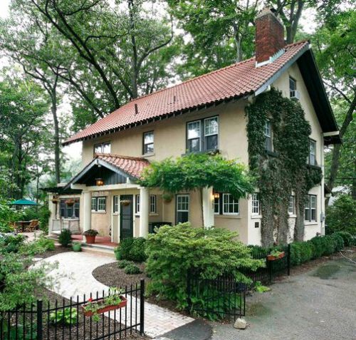 863 Midland Rd, Oradell, NJ 07649-1421