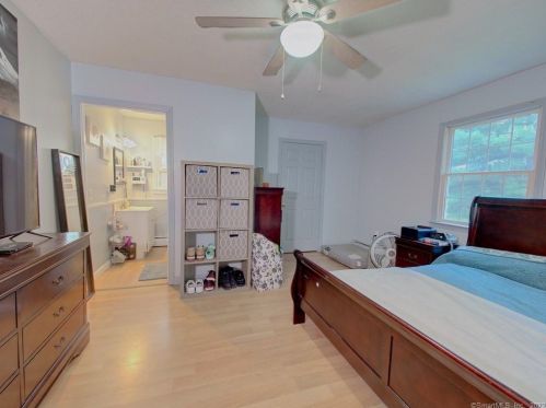31 Beatrice Ave, Killingly CT  06239-4204 exterior