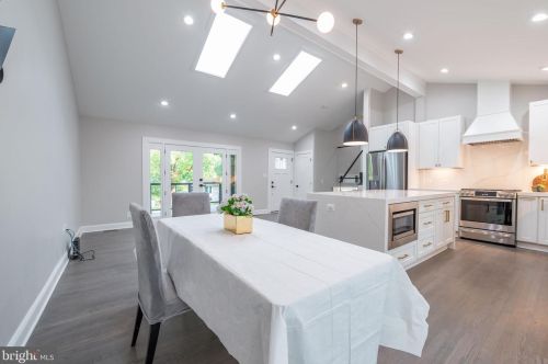 820 Malibu Dr, Silver Spring MD  20901-3648 exterior