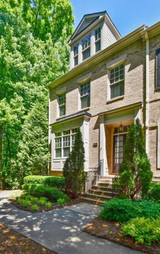 651 Lockton Pl, Atlanta GA  30342-5044 exterior