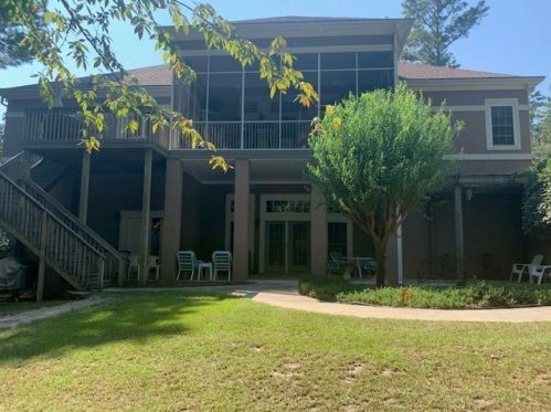 132 Driftwood Ln, Mc Cormick, SC 29835-2854