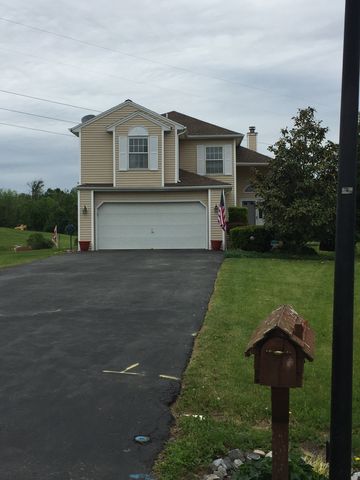 6118 Macarthur Dr, Harrisburg, PA 17112-8540