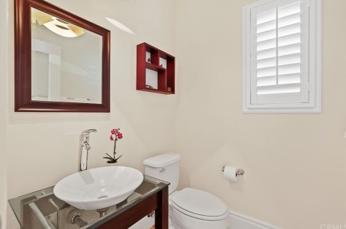 77 Canyoncrest, Irvine CA  92603-0131 exterior