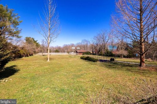 522 Mt Laurel Rd, Mount Laurel NJ  08054-9557 exterior