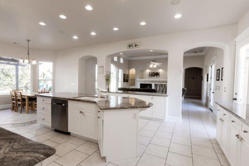 37535 Berkshire Dr, Madera, CA 93636-8647
