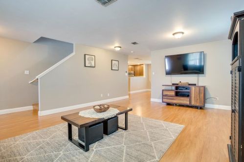 4856 Parkview Hills Ln, Fort Worth TX  76179-4179 exterior