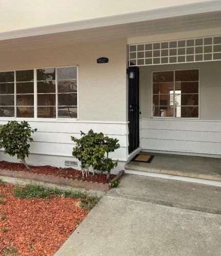 327 Beale Dr, Hayward, CA 94544-4701