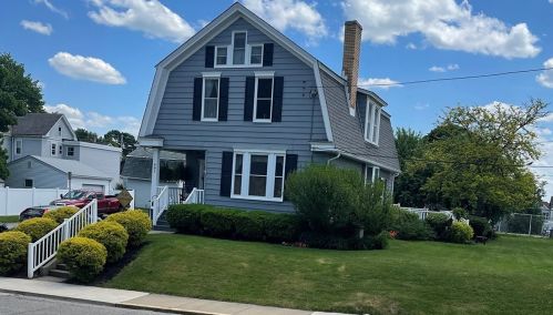 481 Heller St, Rochester, PA 15074-1809