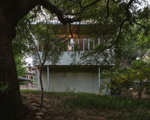805 16th St, Austin TX  78701-1519 exterior