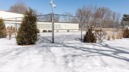 7182 72nd Ln, Minneapolis MN  55428-1676 exterior