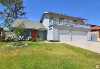 2073 Herron Ct, Camarillo, CA 93010-1904