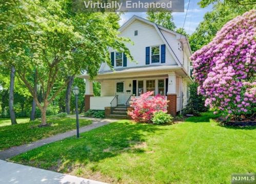 395 Boulevard, Ridgewood, NJ 07452-3215