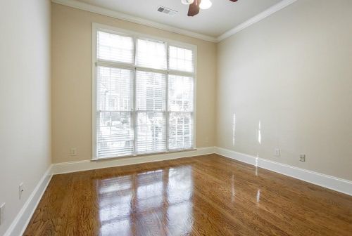 2375 Briarcliff Cmns, Atlanta GA  30345-2175 exterior