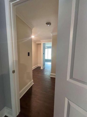 221 Cross Gate Dr, Marietta GA  30068-3921 exterior