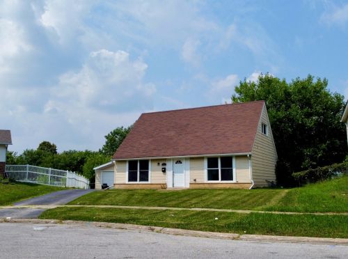 3850 176th Pl, Country Club Hills, IL 60478-4831