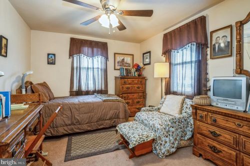 89 Taylor Ave, Trenton NJ  08610-3001 exterior