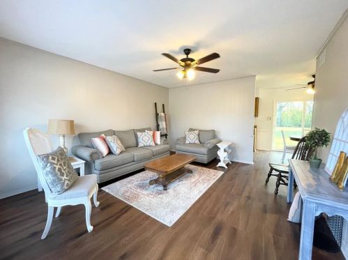 507 Anson Jones St, Mapleton, TX 75835-2826