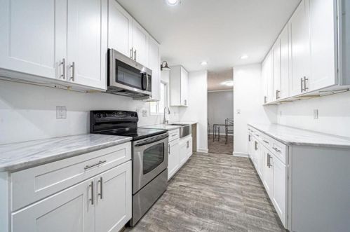 3635 High Point Ln, Atlanta GA  30331-7904 exterior