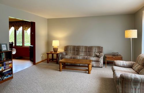 9000 Glenshire St, Tinley Park, IL 60487-7703