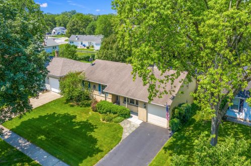 1704 Kennicott Ave, Arlington Hts, IL 60004-3606