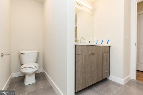 1647 Germantown Ave, Philadelphia PA 19140-4224 exterior