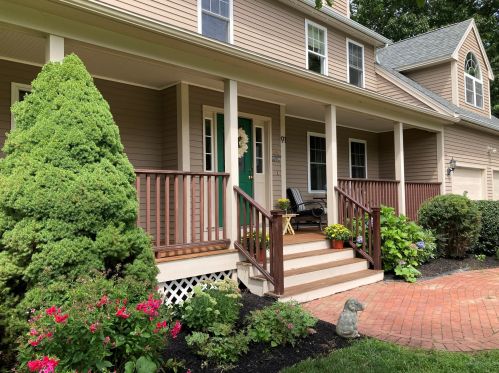 91 Darcy Rd, York, ME 03909-1446