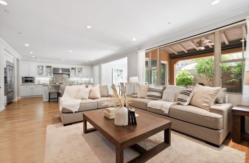 24 Constantine, Irvine CA  92620-3547 exterior