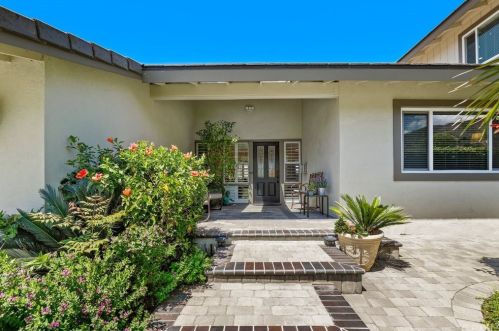 119 Hacienda Ave, Glendora, CA 91741-3967