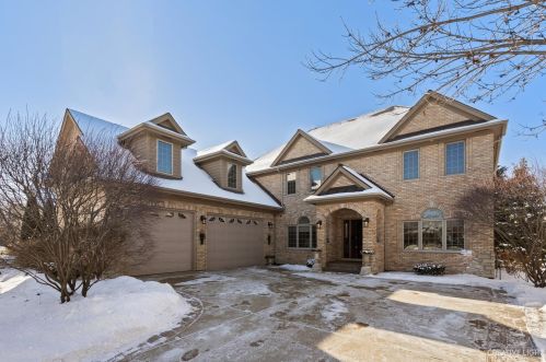 605 Sierra Rose Cir, Joliet, IL 60431-4907
