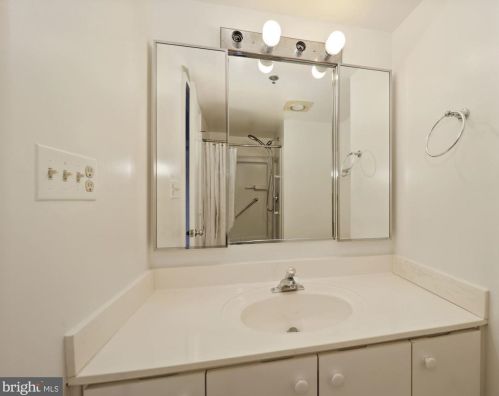 3330 Leisure World Blvd, Silver Spring MD 20906-5622 exterior