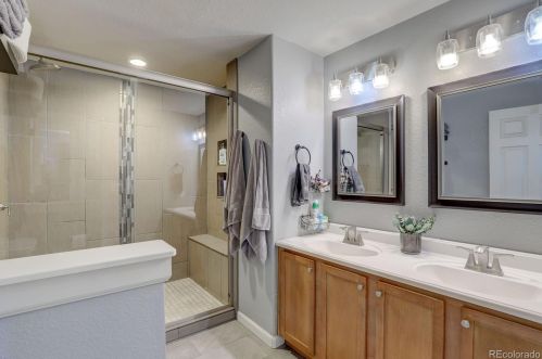 1246 Croke Dr, Denver CO  80260-5427 exterior