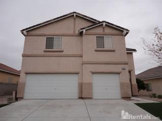 8908 Loggers Mill Ave, Las Vegas NV  89143-5423 exterior
