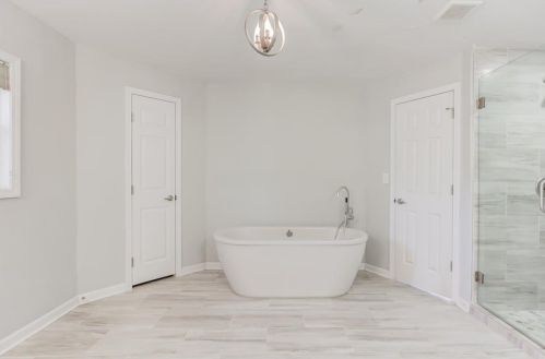 2192 Dering Cir, Atlanta GA  30345-1616 exterior
