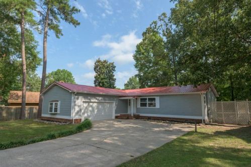 323 Cedar Glen Cir, Chattanooga, TN 37412-4046