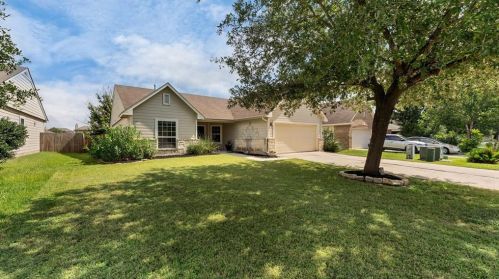 1281 Beechwood Dr, Uhland TX 78640-5718 exterior