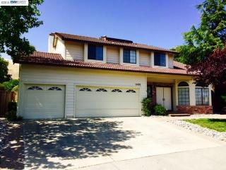 11478 Rolling Hills Dr, Pleasanton, CA 94568-2283