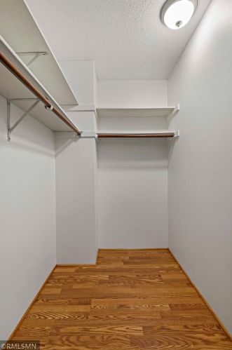 4274 Bridgewood Ter, Saint Paul MN  55127-7805 exterior