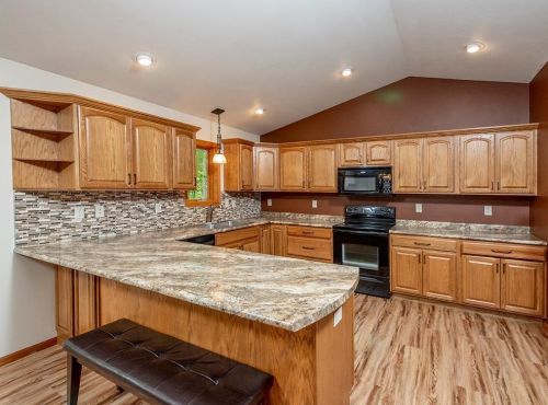 6221 Peace Rd, Brainerd, MN 56401-8600