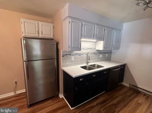 312 Juniper St, Carlisle PA 17013-2524 exterior